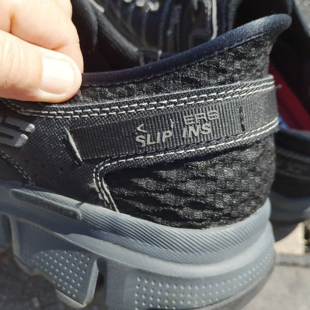 Skechers Mens Sz 13 Sneakers Shoes Hands Free Slip-ins Summits Black 237622